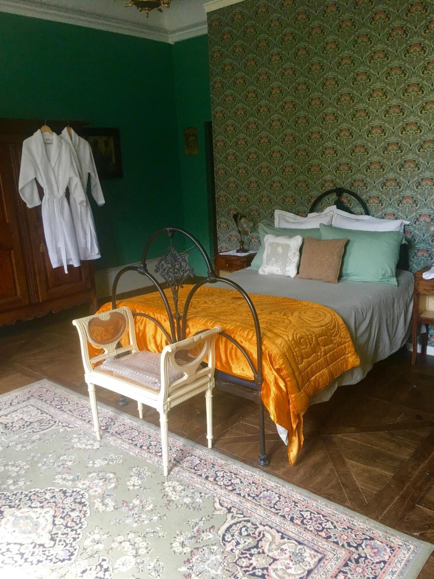 Bed and Breakfast Le 7 Des Tonneliers Castelfranc Экстерьер фото